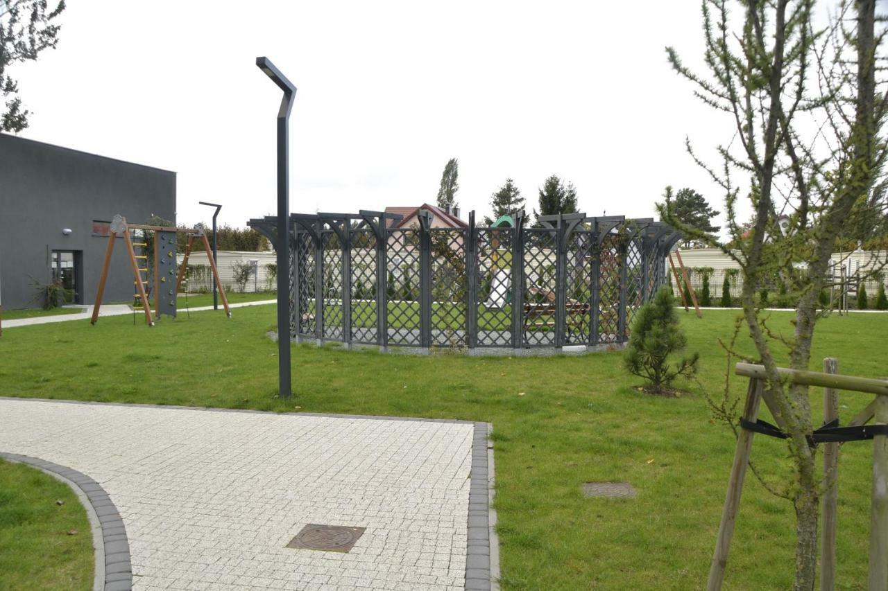 סיאנוז'טי Apartament Livia מראה חיצוני תמונה